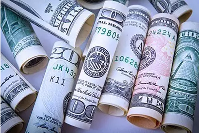 有哪些保險(xiǎn)比較坑？看看不吃虧